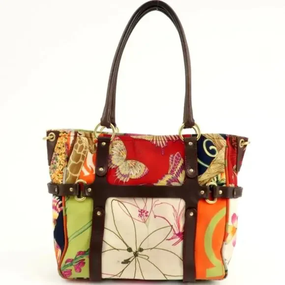 💎✨STUNNING✨💎AUTHENTIC Ferragamo Gancini Tote Bag - Picture 1 of 16